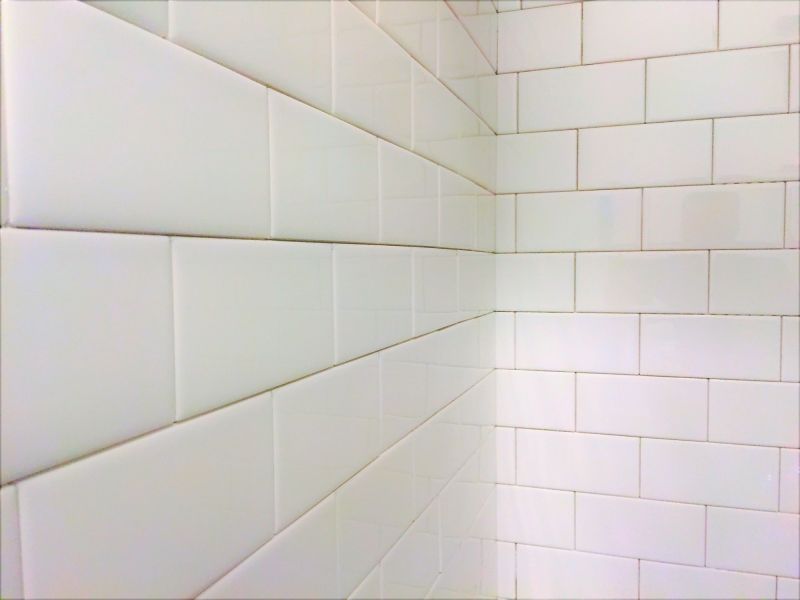 Tile Patterns in Contemporary Shower